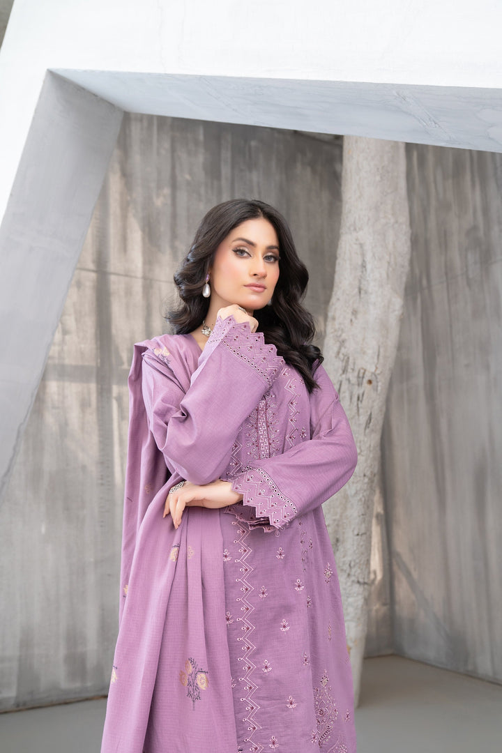 Shanaya D-1 Lamisah
