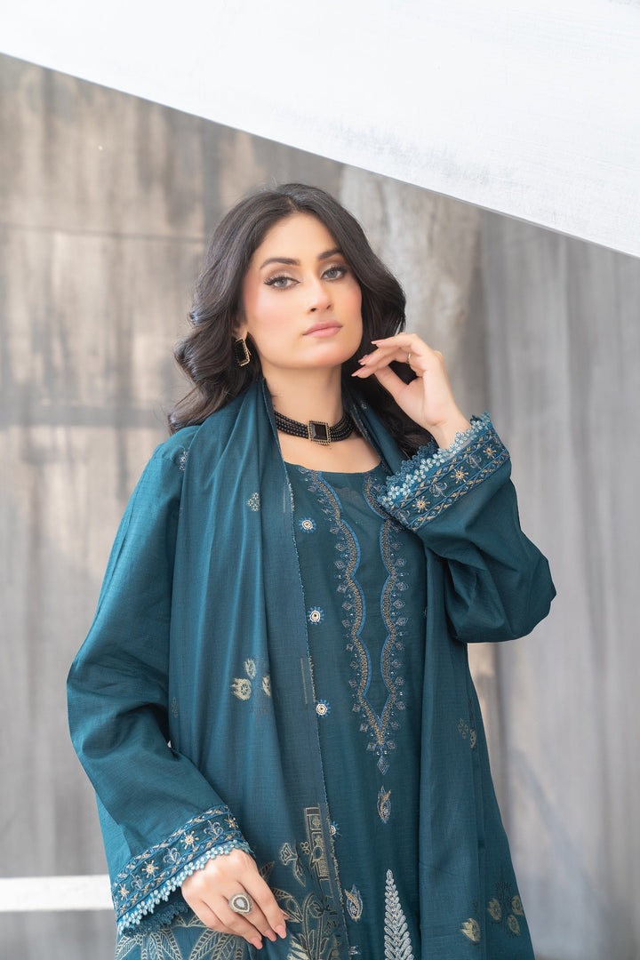 Shanaya D-4 Lamisah