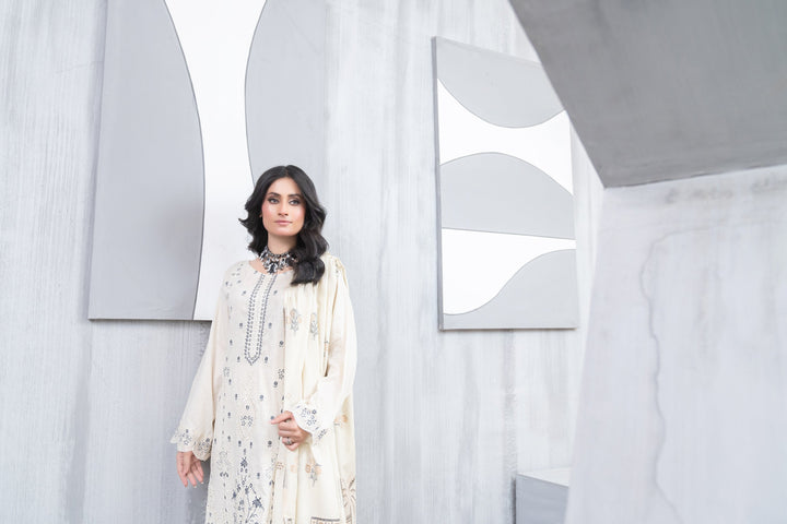 Shanaya D-6 Lamisah