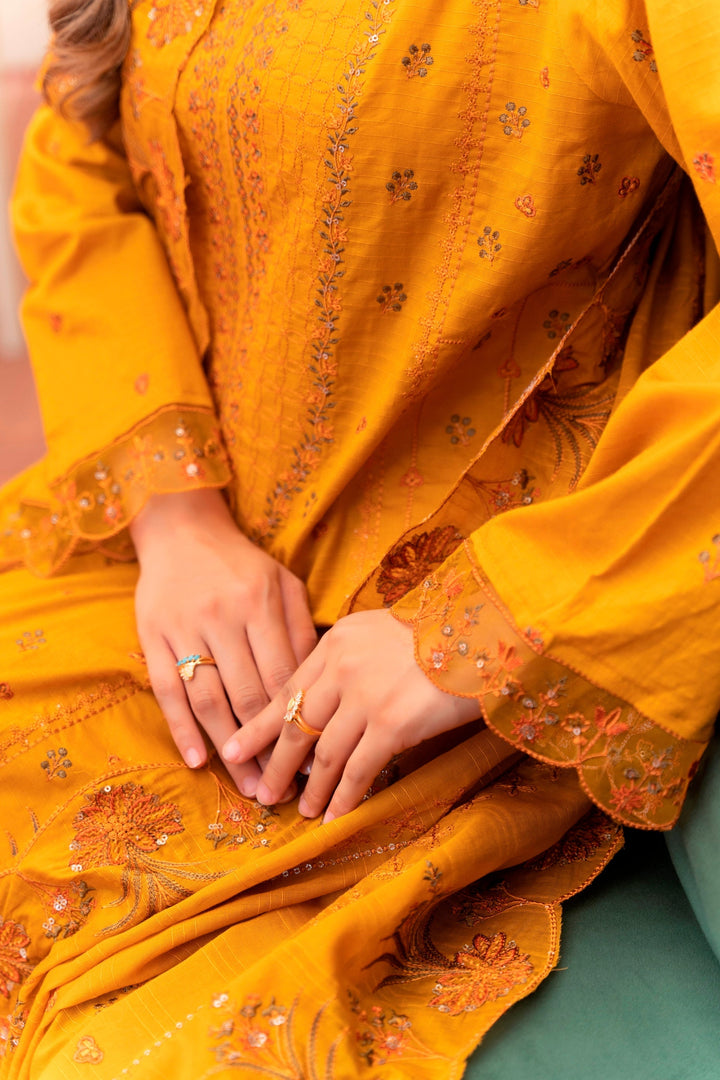 Zeba D-4 Lamisah